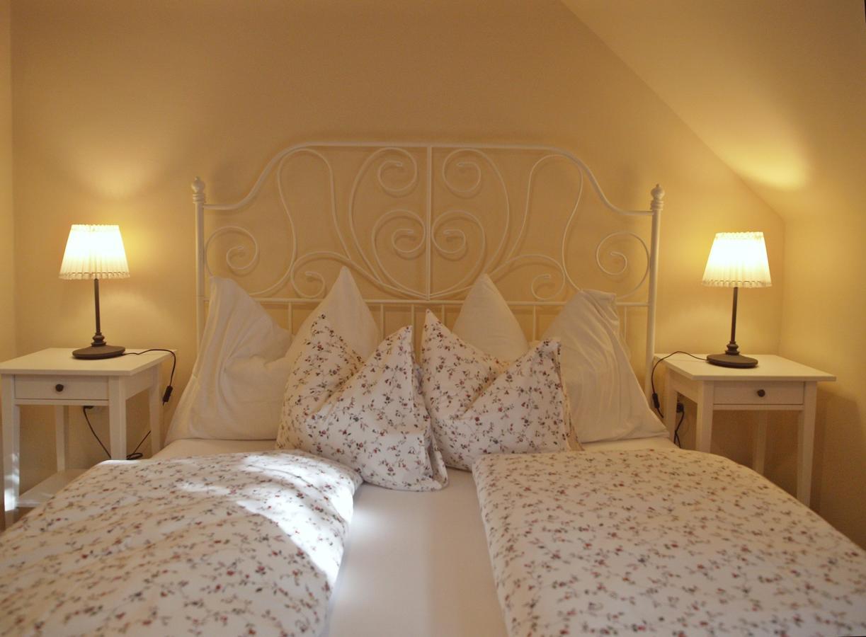 Huber Panzio Bed & Breakfast Fertorakos Exterior photo
